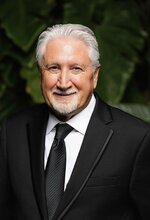  Commercial Team Photo